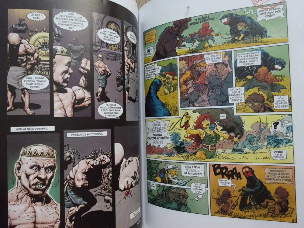 KOMIKS CREW 2, 28/2010, SOUDCE DREDD, SINISTER A DEXTER, ZLATÉ SLZY