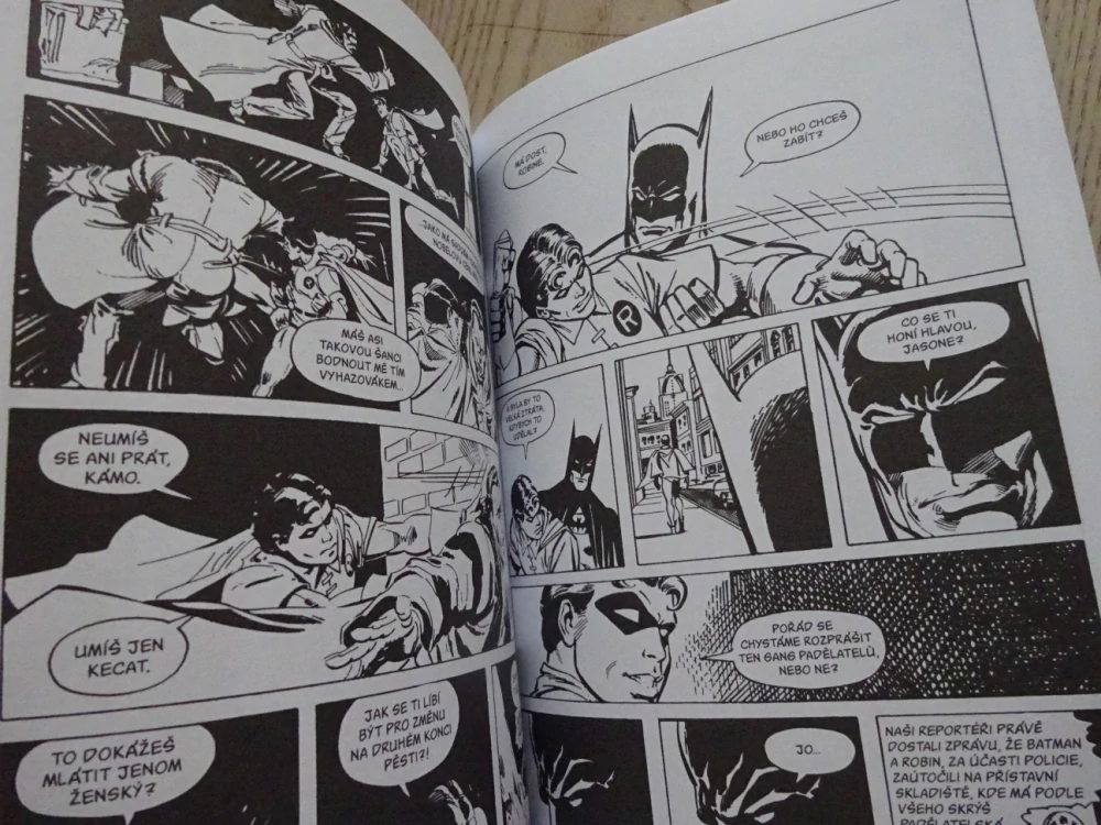 BATMAN, DESET NOCÍ KG BEASTA, FRANK MILLER, **an