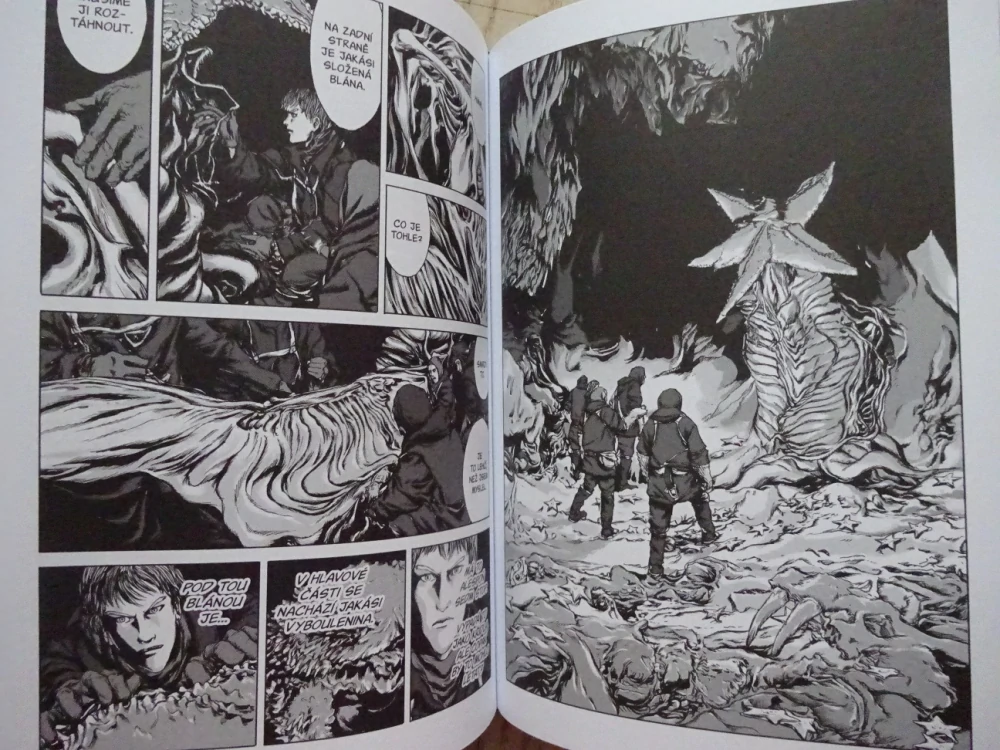 V HORÁCH ŠÍLENSTVÍ, KNIHA PRVNÍ, H. P. LOVERCRAFTA, MANGA KOMIKS, **an