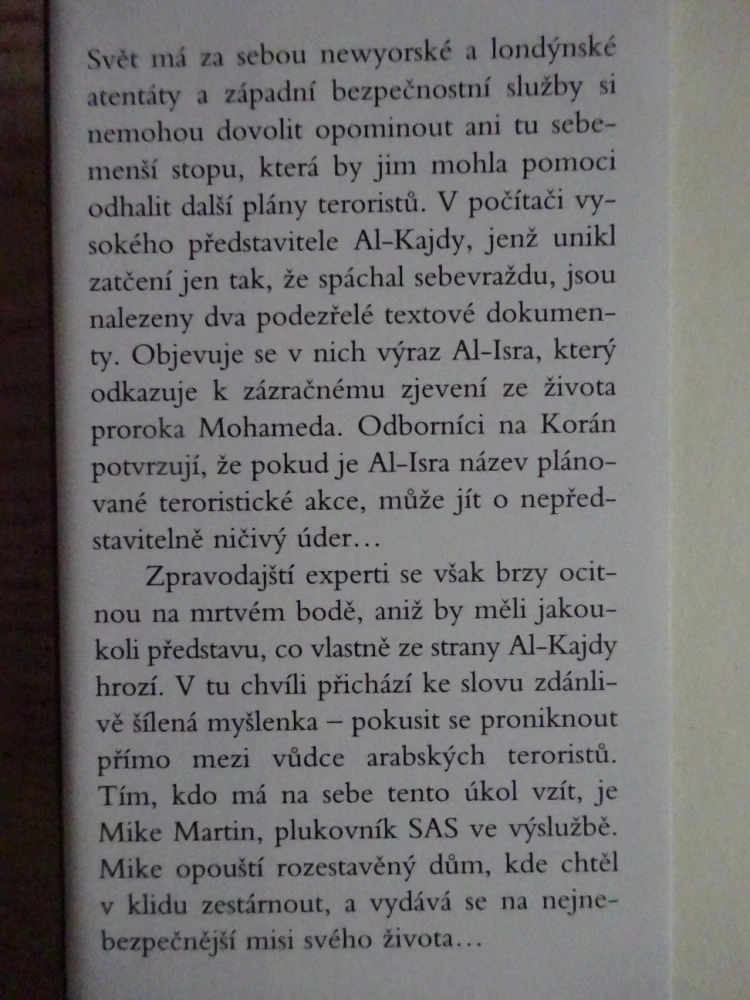 AFGHÁNEC, FREDERICK FORSYTH, **an