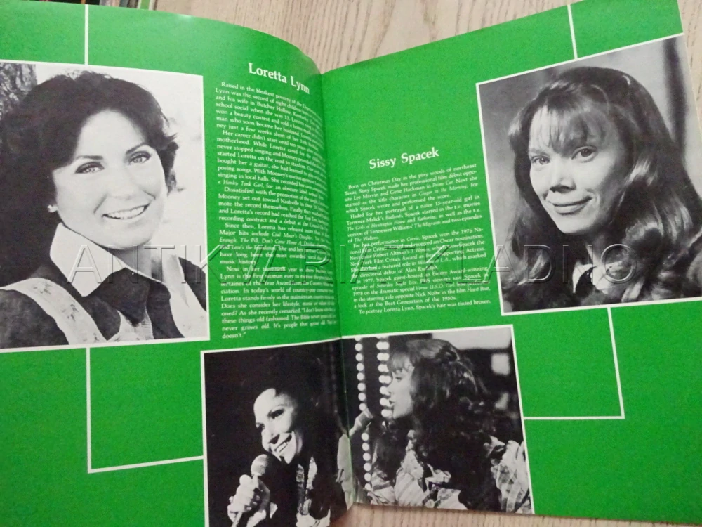 PRVNÍ DÁMA COUNTRY MUSIC, T. L. JONES, ANGLICKY, PROGRAM