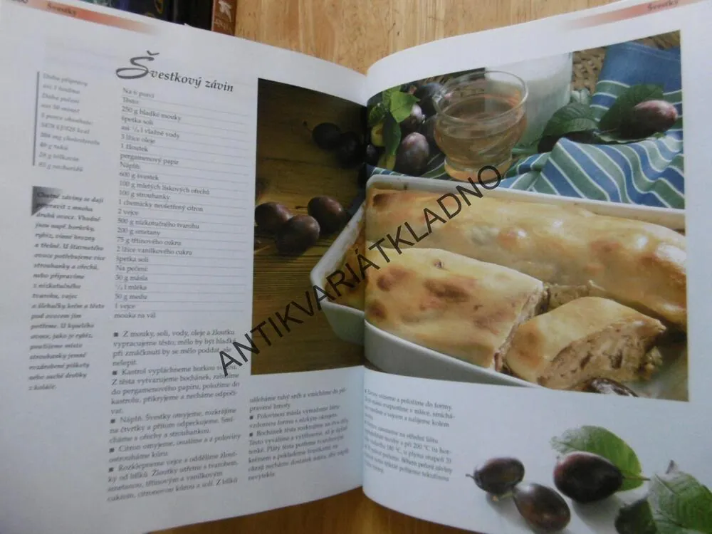 VITAMÍNOVÁ KUCHAŘKA, VÍCE NEŽ 380 RECEPTŮ NA CHUTNÁ JÍDLA, **an