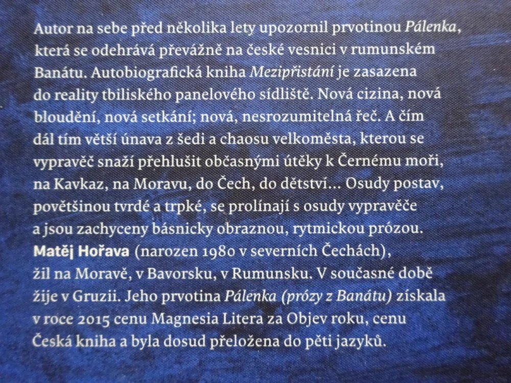 MEZIPŘISTÁNÍ, MATĚJ HOŘAVA, **an