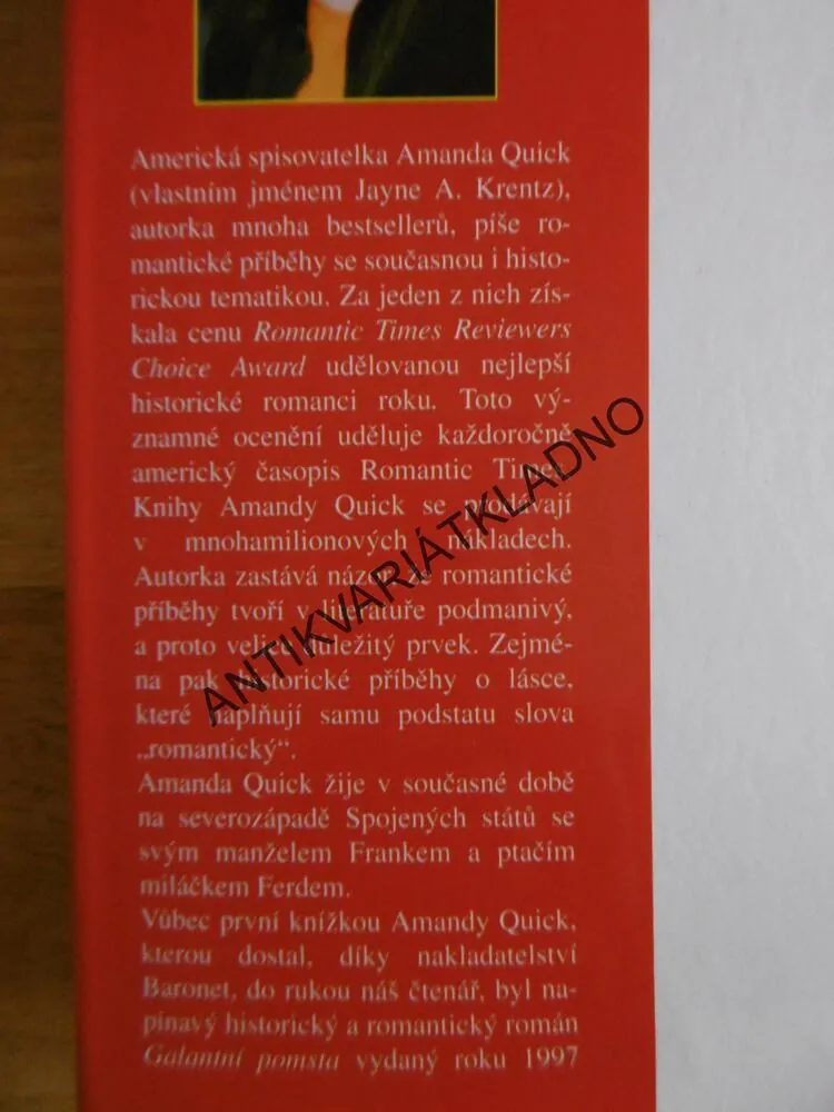 SKANDÁL, AMANDA QUICK