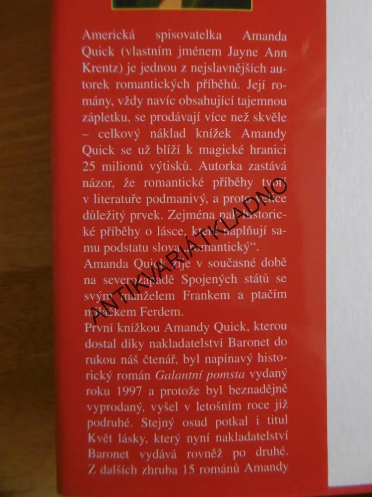 KVĚT LÁSKY, AMANDA QUICK