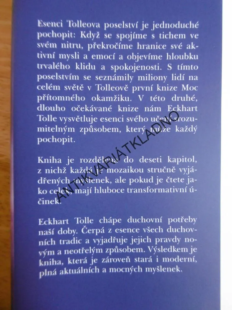 TICHO PROMLOUVÁ, ECKHART TOLLE