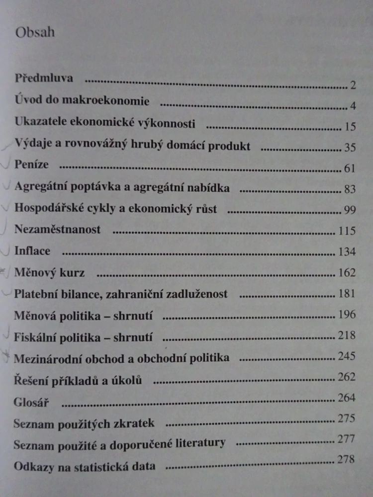 MAKROEKONOMIE, TOMÁŠ PAVELKA, **an