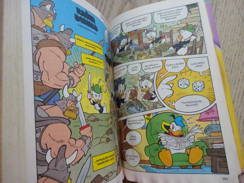 SUPER KOMIKS DISNEY, KAČER DONALD, 256 STRAN, 8/2012, **an