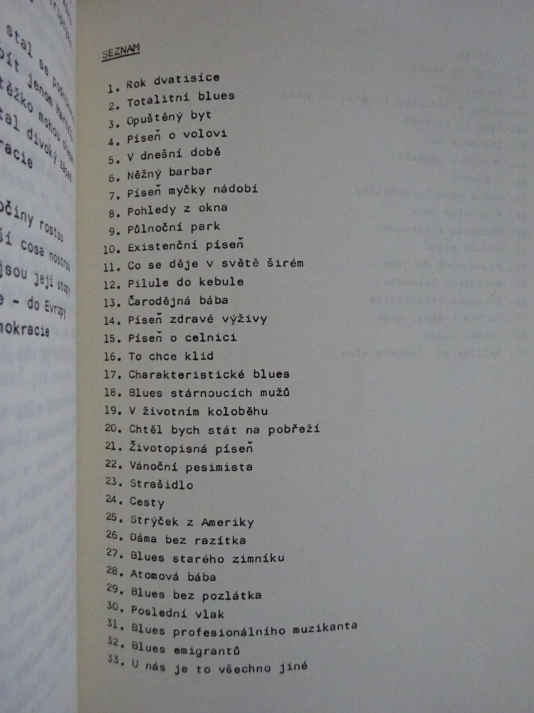 BÁSNĚ A PÍSNĚ, JOSEF FOUSEK, autogram s věnováním, **an
