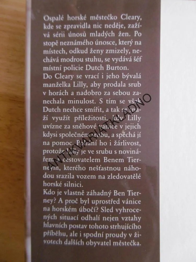 MRAZIVÝ CHLAD, SANDRA BROWN, **an
