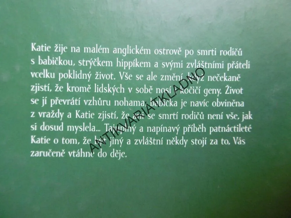 KOČIČÍ HOLKA, THOMAS BREZINA, **an