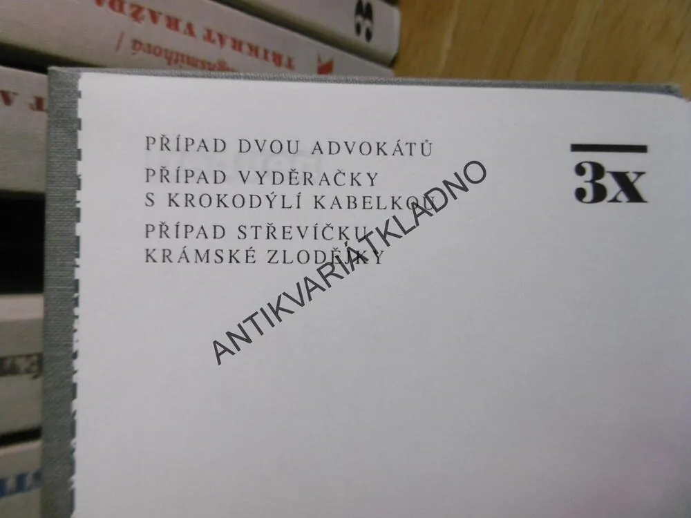 TŘIKRÁT PERRY A DELLA, ERLE STANLEY GARDNER