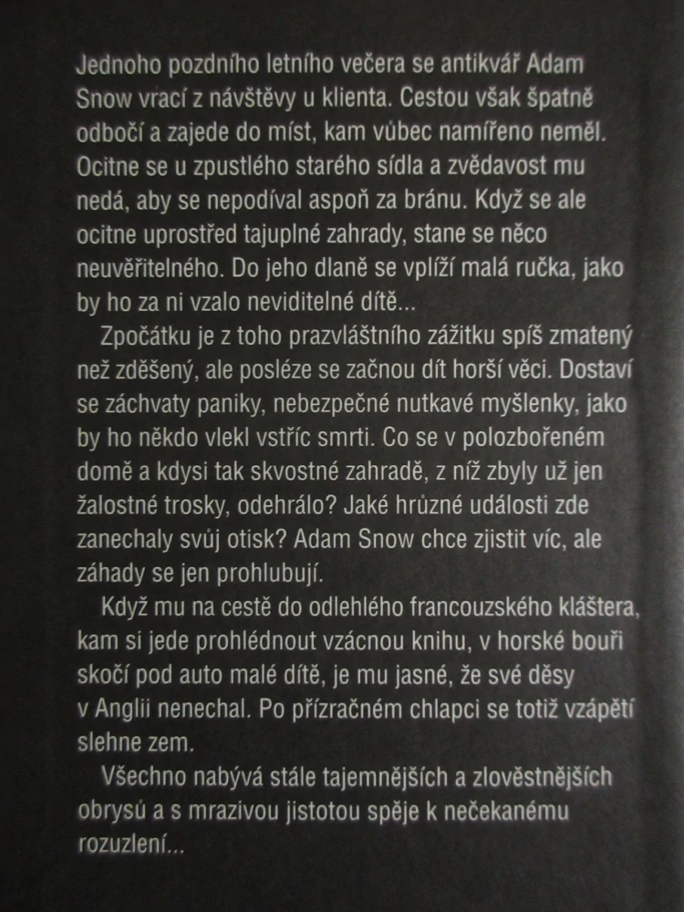 MALÁ RUČKA, SUSAN HILLOVÁ, **an