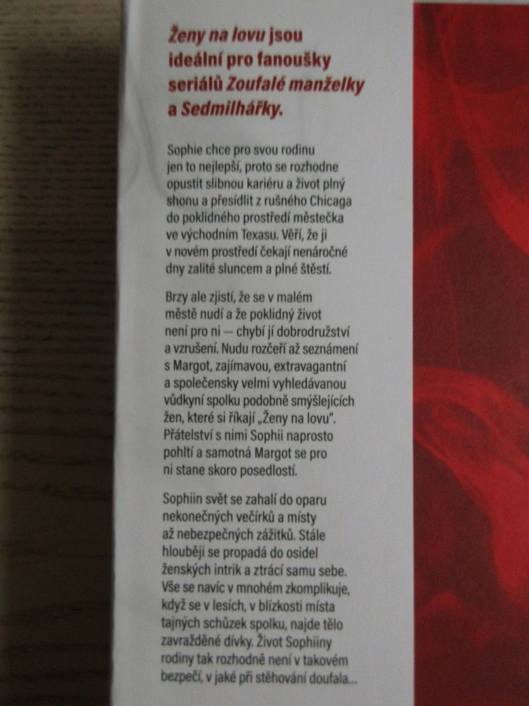 ŽENY NA LOVU, MAY COBBOVÁ, **an