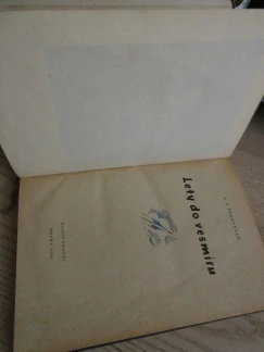 LETY DO VESMÍRU, A. A. ŠTERNFELD, **an