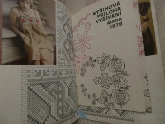 VYŠÍVÁNÍ + STŘIHOVÁ PŘÍLOHA, **an