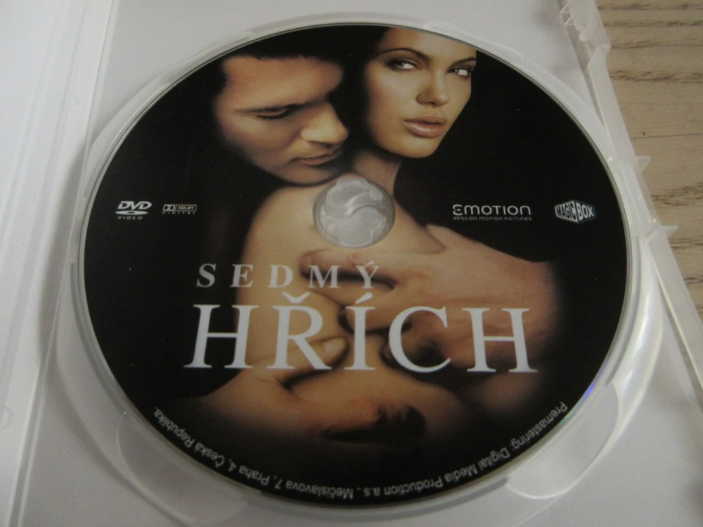 SEDMÝ HŘÍCH, A. BANDERAS, A. JOLIE, GB OBAL, ČESKÁ VERZE, DVD FILM
