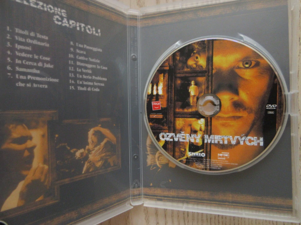 OZVĚNY MRTVÝCH, K. BACON, GB OBAL, ČESKÁ VERZE, DVD FILM