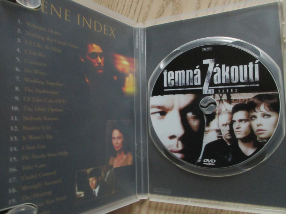 TEMNÁ ZÁKOUTÍ, M. WAHLBERG, J. PHOENIX, GB OBAL, ČESKÁ VERZE, DVD FILM