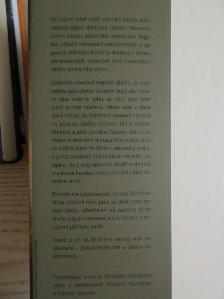 POZOROVATEL SMRTI, CHRIS CARTER, **an