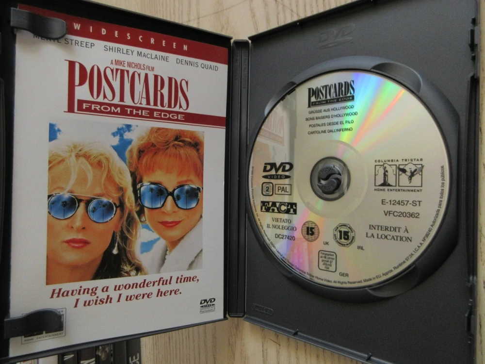 POHLEDNICE Z HOLLYWOODU, M. STREEP, D. QUAID, S. MACLAINE, DVD FILM
