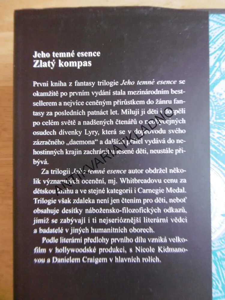 ZLATÝ KOMPAS, PHILLIP PULLMAN, JEHO TEMNÉ ESENCE