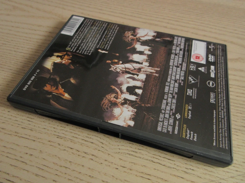 MUŽ, KTERÝ PLAKAL, DEPP, RICCI, GB OBAL, ČESKÉ DVD FILM