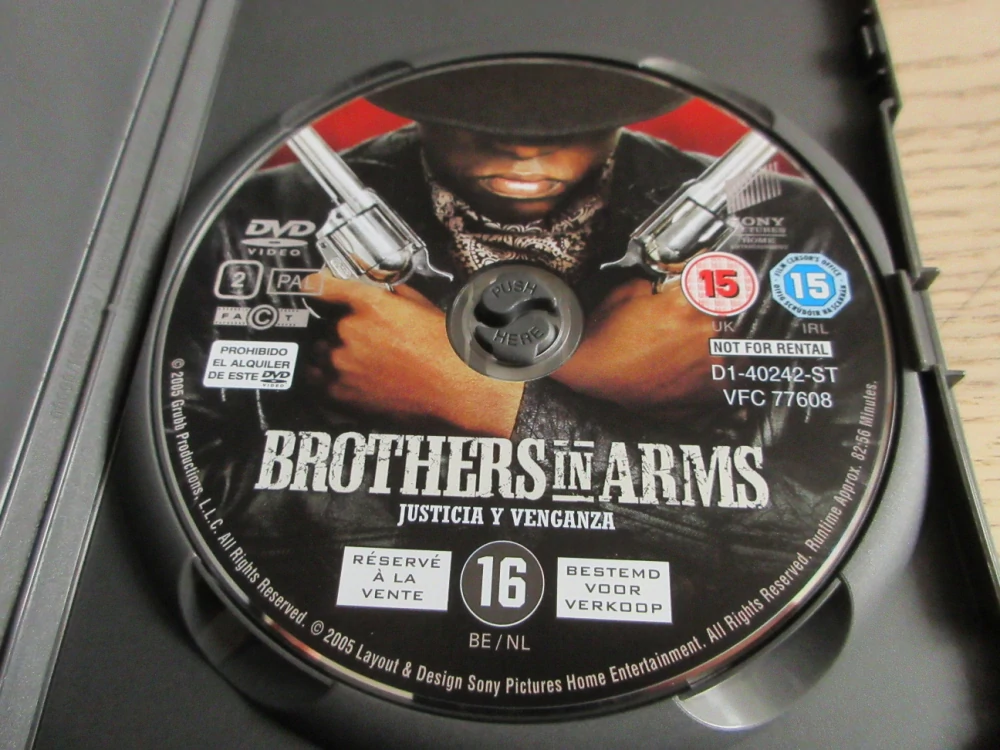BRATŘI VE ZBRANI, CARRADINE, GB OBAL, ČESKÉ TITULKY, DVD FILM