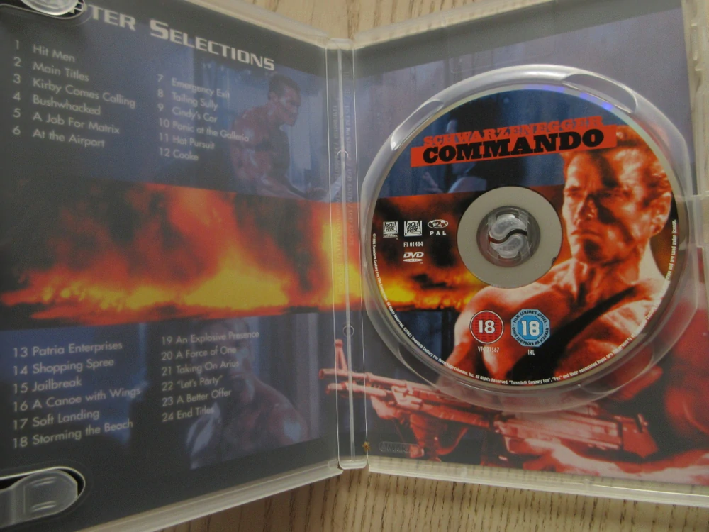 KOMANDO, SCHWARZENEGGER, GB OBAL, ČESKÉ TITULKY, DVD FILM