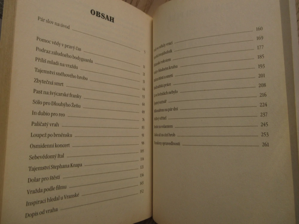 KOMISAŘI A VRAZI, JAN STACH, VLADIMÍR MATOUŠEK, **an