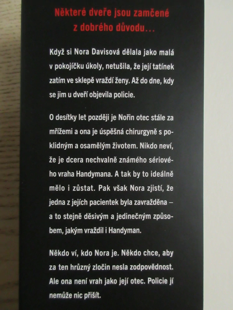 ZA ZAMČENÝMI DVĚRMI, FREIDA MCFADDEN, **an