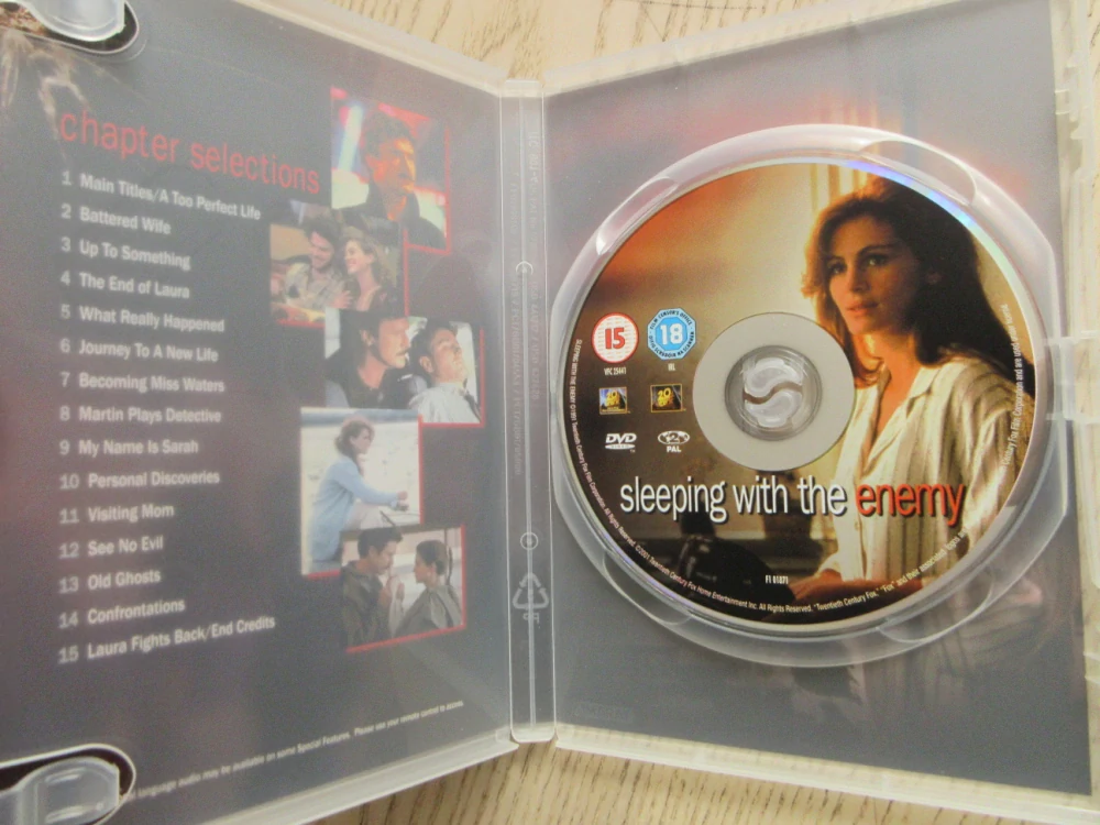 NOCI S NEPŘÍTELEM, ROBERTS, KLINE, GB OBAL, ČESKÉ TITULKY, DVD FILM