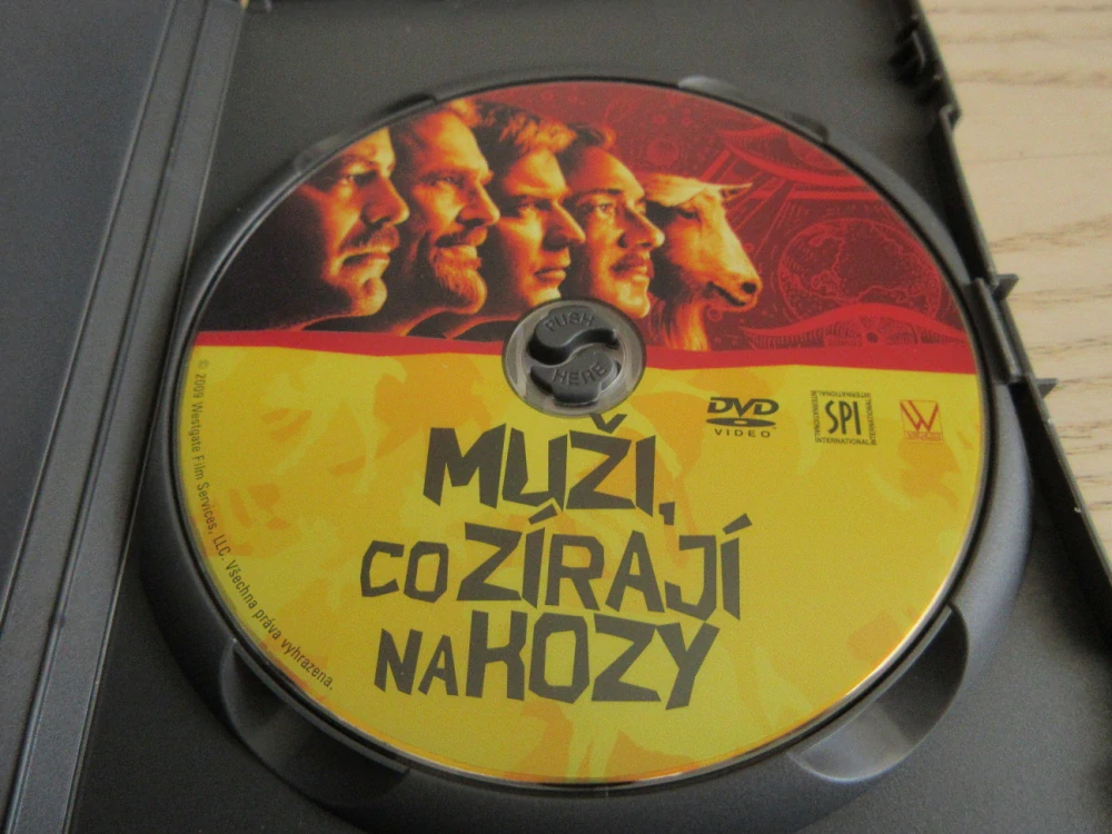 MUŽI, CO ZÍRAJÍ NA KOZY, GB OBAL, ČESKÁ VERZE, DVD FILM