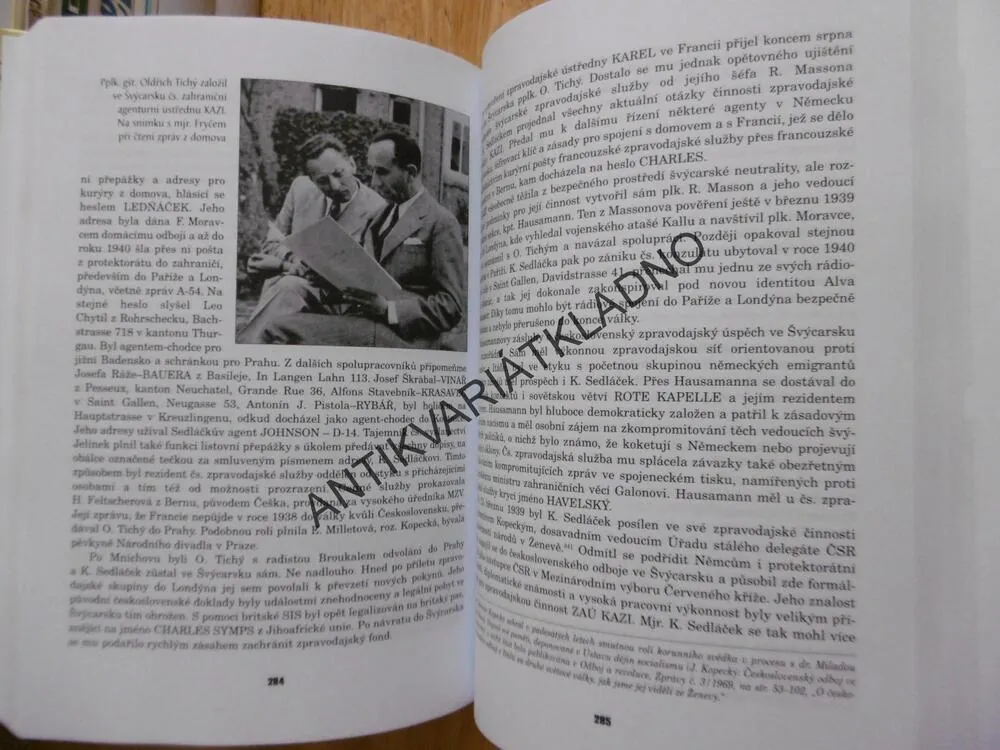 PO BOKU PREZIDENTA, JIŘÍ ŠOLC, FRANTIŠEK MORAVEC, **an