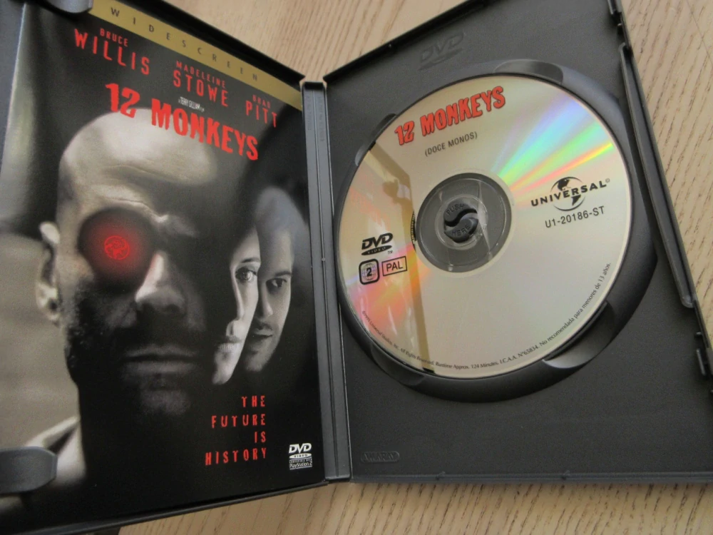 12 OPIC, GB. OBAL, ČESKÉ TITULKY, DVD FILM VČETNĚ BOOK