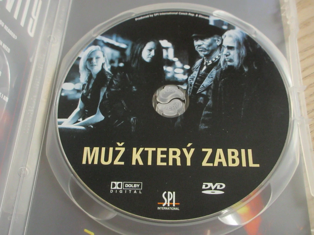 MUŽ KTERÝ ZABIL, M.FREEMAN, GB OBAL, ČESKÁ VERZE, DVD FILM