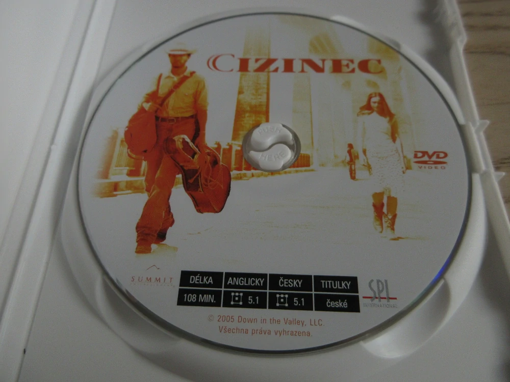 CIZINEC, E.NORTON, GB OBAL, ČESKÁ VERZE, DVD FILM