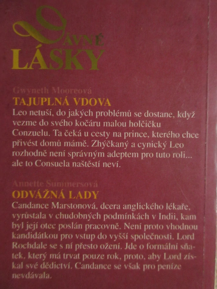 TAJUPLNÁ VDOVA, ODVÁŽNÁ LADY, GWYNETH MOOREOVÁ, ANNETTE SUMMERSOVÁ, Č. 9, **an