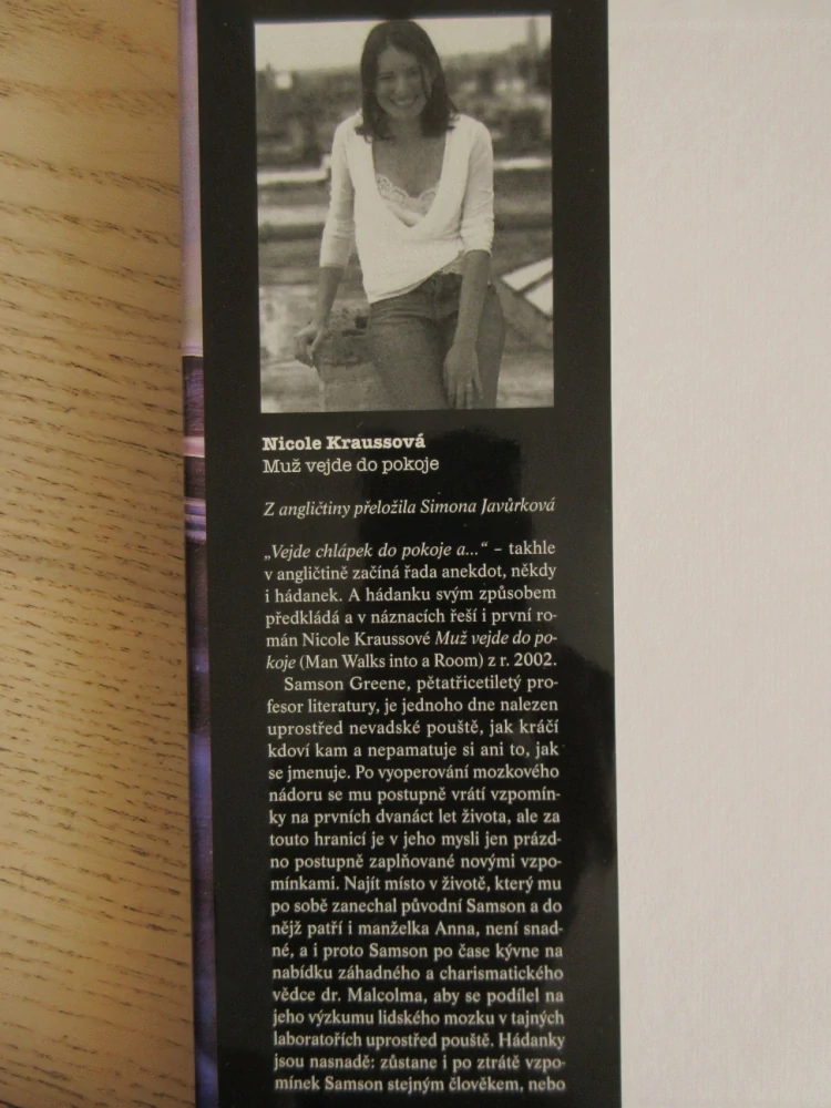 MUŽ VEJDE DO POKOJE, NICOLE KRAUSSOVÁ, **an