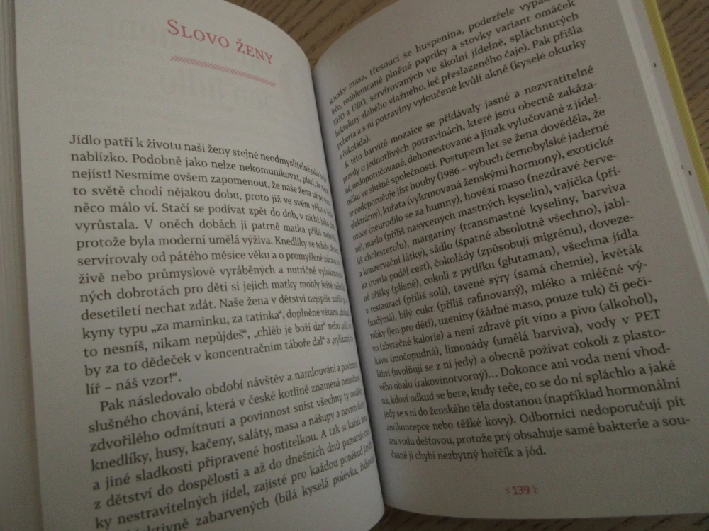 JAK SE ŽIJE PADESÁTKÁM ANEB ČARODĚJNICE NEUPALOVAT, DANIELA KOVÁŘOVÁ, RADIM UZEL, **an