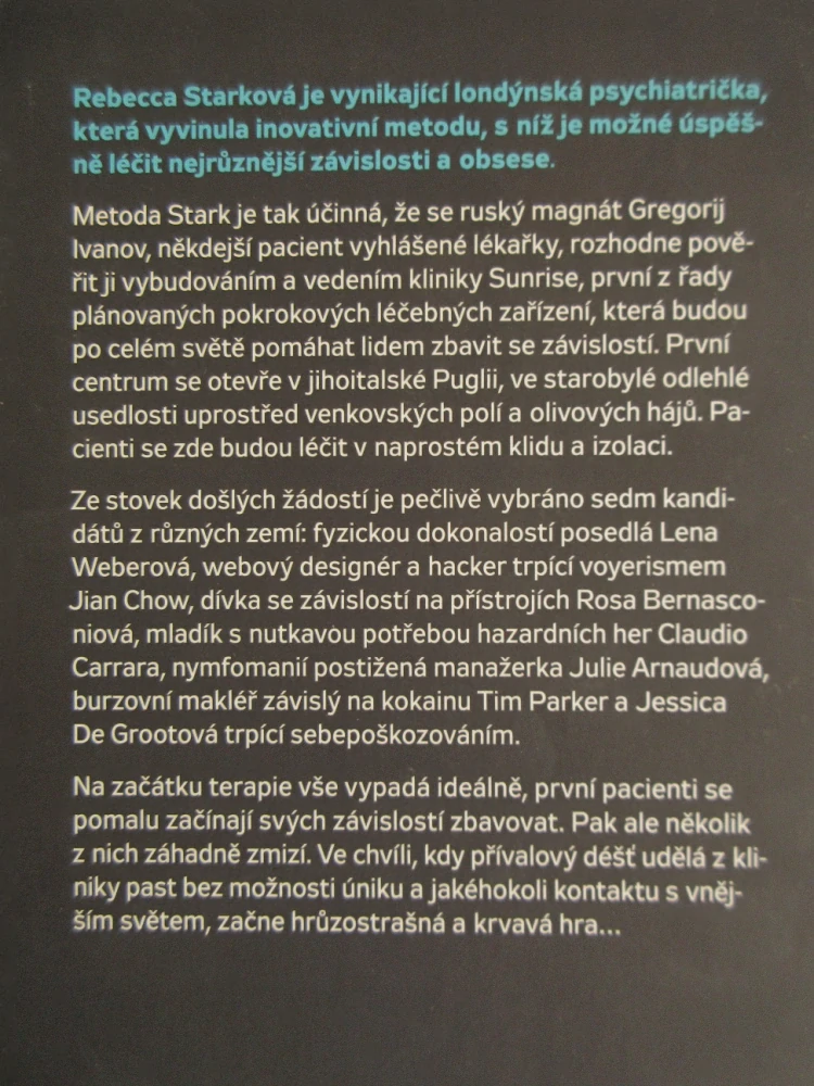 ZÁVISLOST: NERVYDRÁSAJÍCÍ HRA ZAČÍNÁ, PAOLO ROVERSI, **an