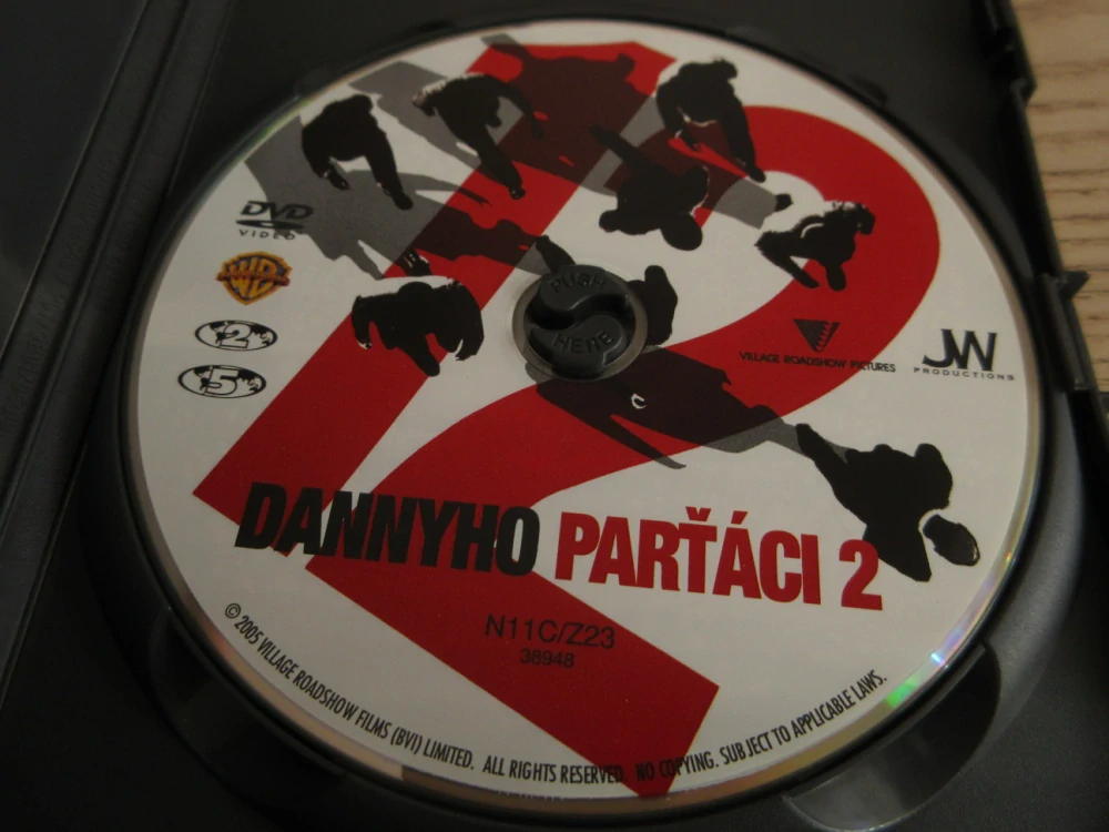 DANNYHO PARŤÁCI 2 ,B.PITT, M.DAMON, GB OBAL, ČESKÉ DVD FILM