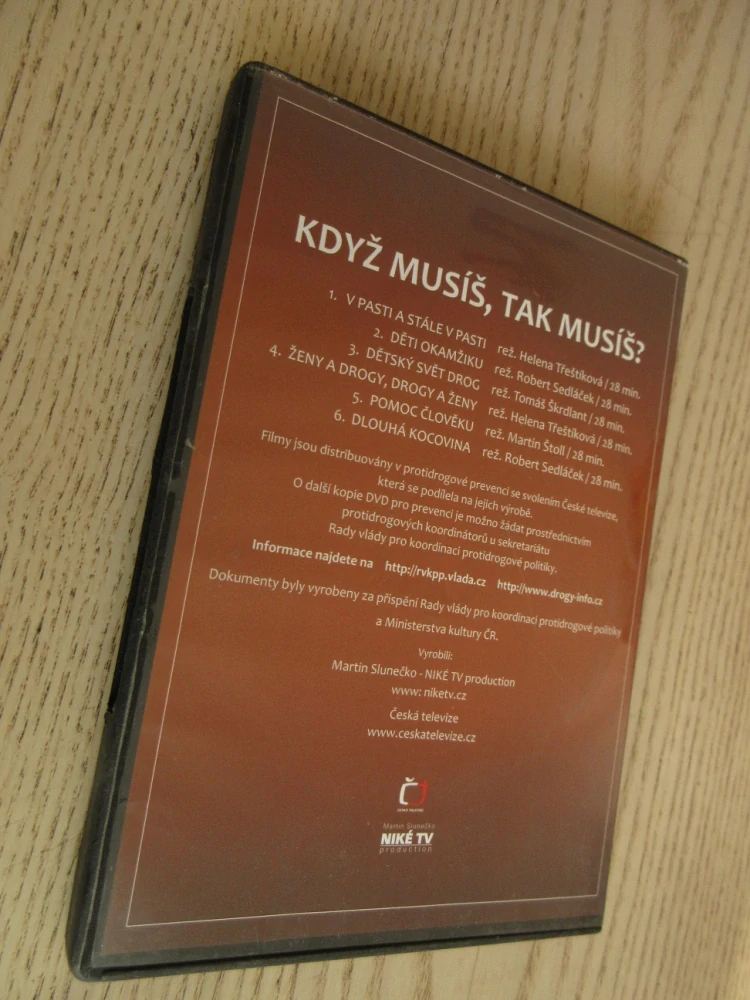 KDYŽ MUSÍŠ, TAK MUSÍŠ?, H. TŘEŠTÍKOVÁ, M. ŠTOLL, DVD FILM DOKUMENT