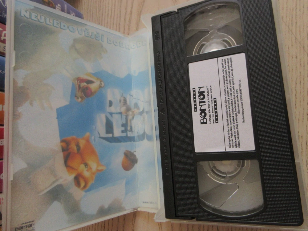 DOBA LEDOVÁ, VHS VIDEOKAZETA