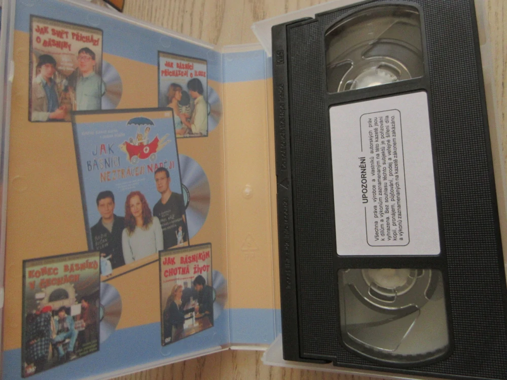 JAK BÁSNÍCI NEZTRÁCEJÍ NADĚJI, P. KŘÍŽ, M. BADINKOVÁ, J. SOMR, VHS VIDEOKAZETA