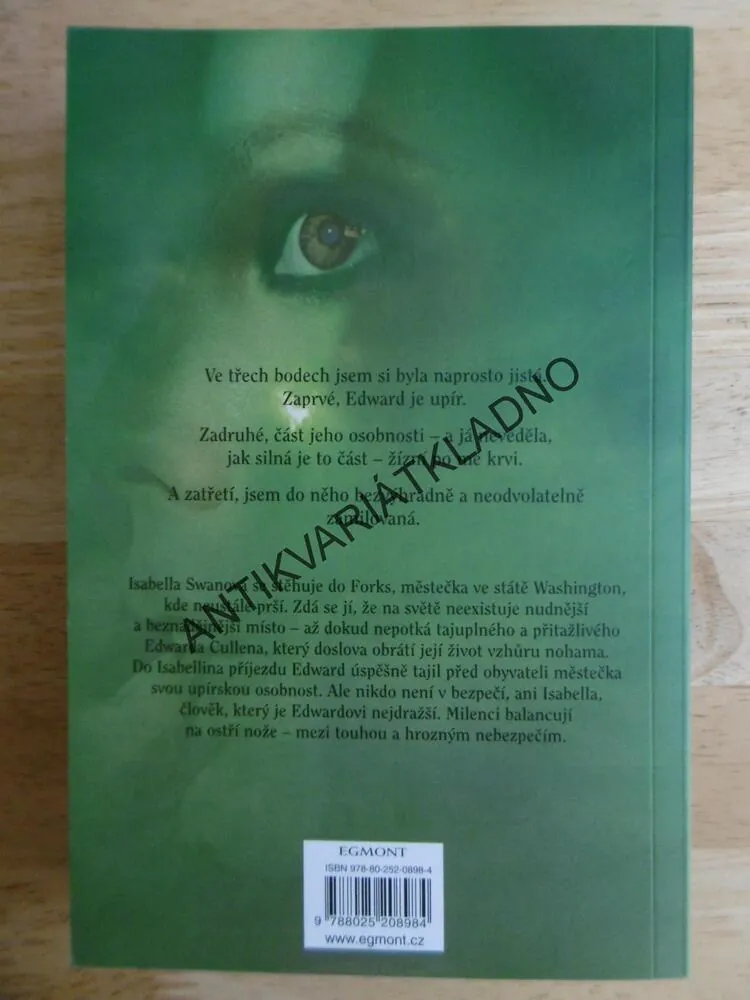 STMÍVÁNÍ, STEPHENIE MEYEROVÁ, **an