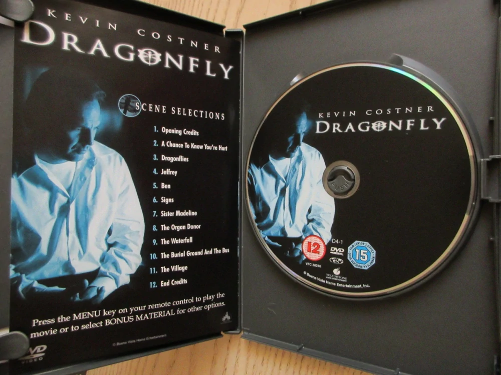 NA KŘÍDLECH VÁŽKY, K.COSTNER, GB OBAL, ČESKÉ TIT. DVD FILM