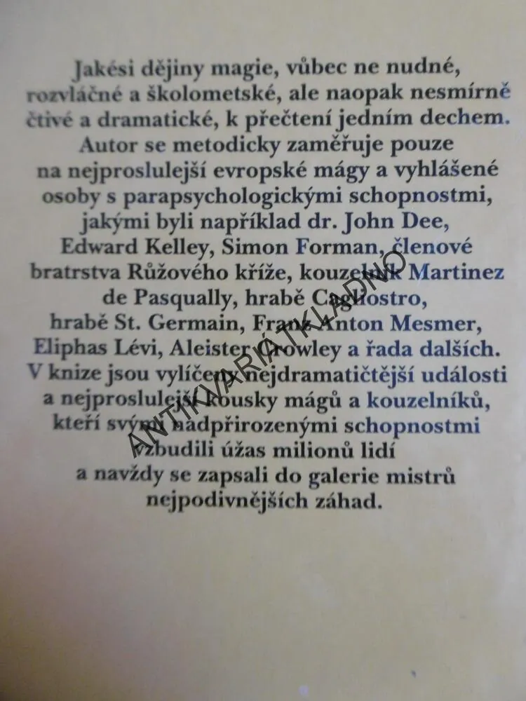 NEJSKVĚLEJŠÍ ČARODĚJOVÉ, ALAN CARTER, **an