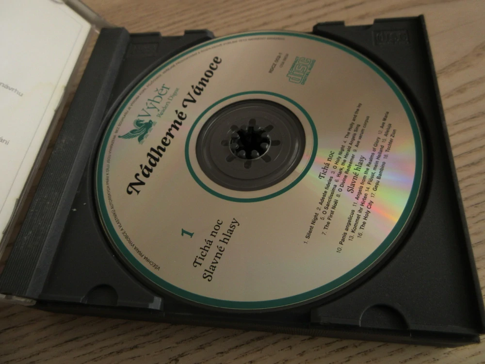 NÁDHERNÉ VÁNOCE, 4 X CD HUDBA
