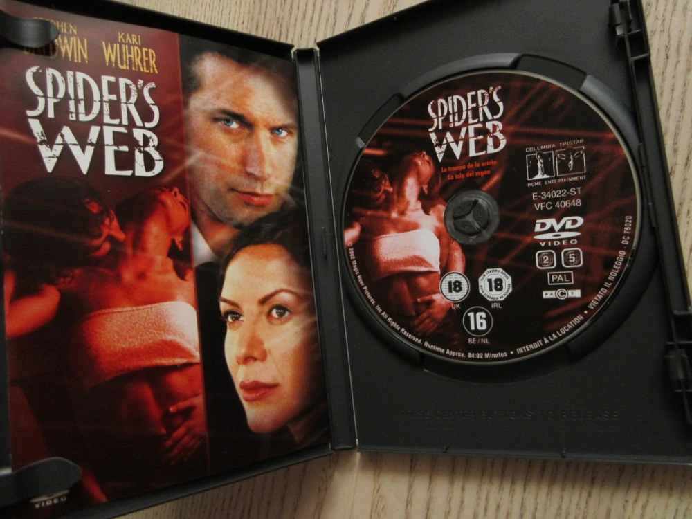PAVOUČÍ SÍŤ, S.BALDWIN, GB OBAL, ČESKÉ TIT. DVD FILM